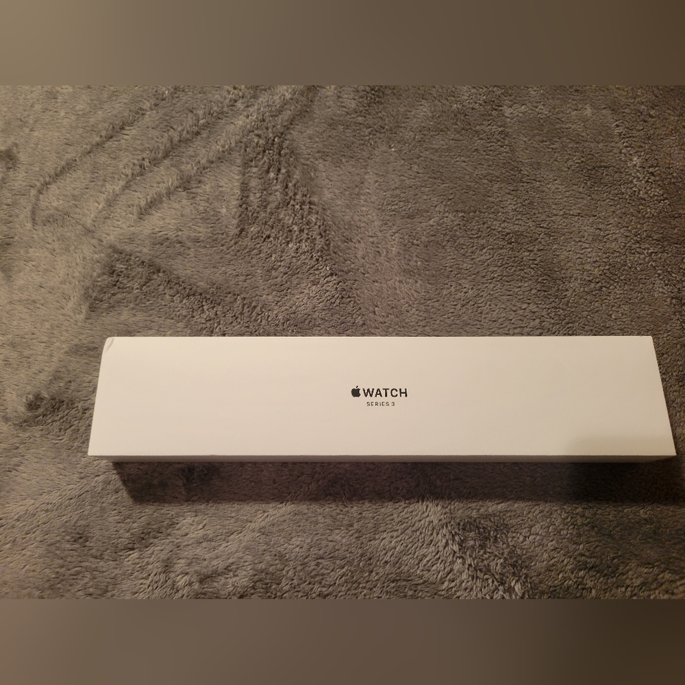 Apple Series 3 Watch box